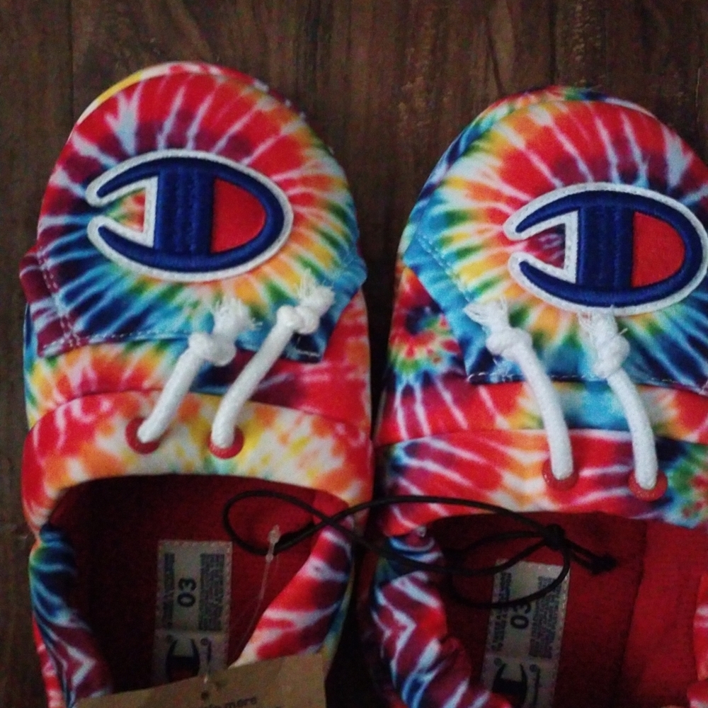 Champion girls slippers